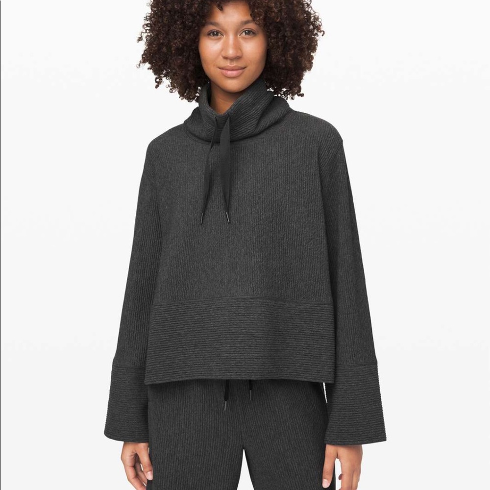 NEVER WORN lululemon Retreat Yourself Pullover